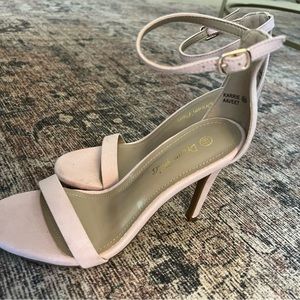 Never worn pink heels